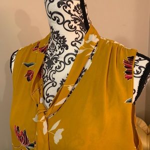 NWOT Apt. 9 Yellow Blouse with Floral
